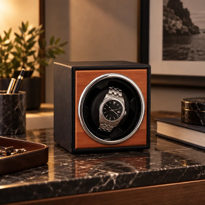 Remontoir montre cube bois