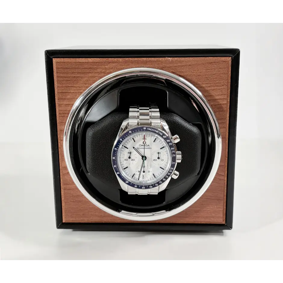 Remontoir montre cube bois